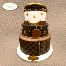 Louis-Vuitton-cake